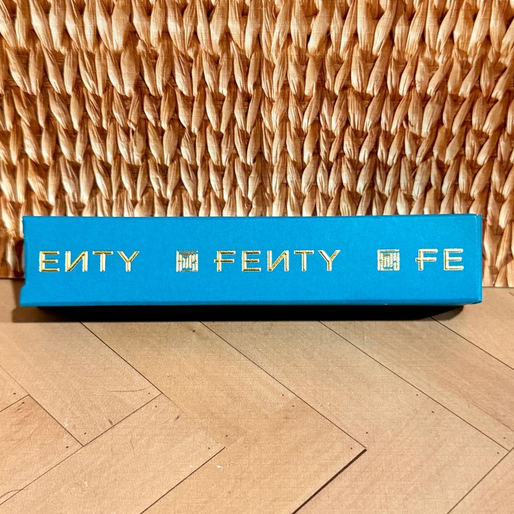 FENTY BEAUTY FENTY TRAVEL SPRAY WARM FLORAL MUSK TANGERINE MAGNOLIA ROSE BNIB - Picture 4 of 5